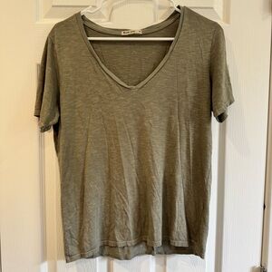 Olive V-Neck Women's Top Marine Layer size XS loose fit